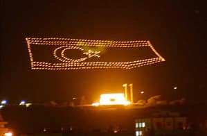 Beşparmaklardaki KKTC Bayrağı Beşparmaklardaki KKTC Bayrağı